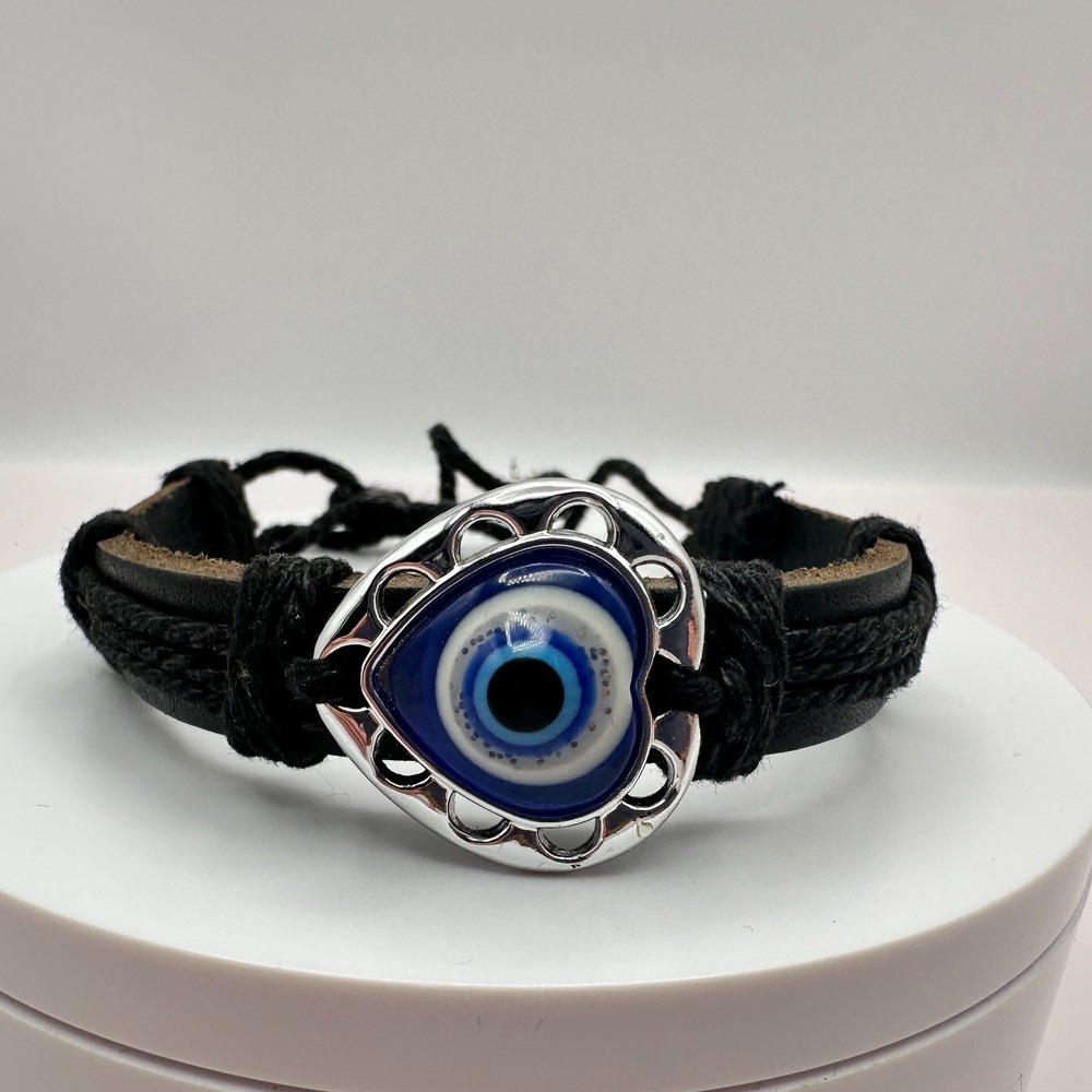 Vintage 80s Silver Tone Eye Heart Black Leather Wrap Bracelet Jewelry